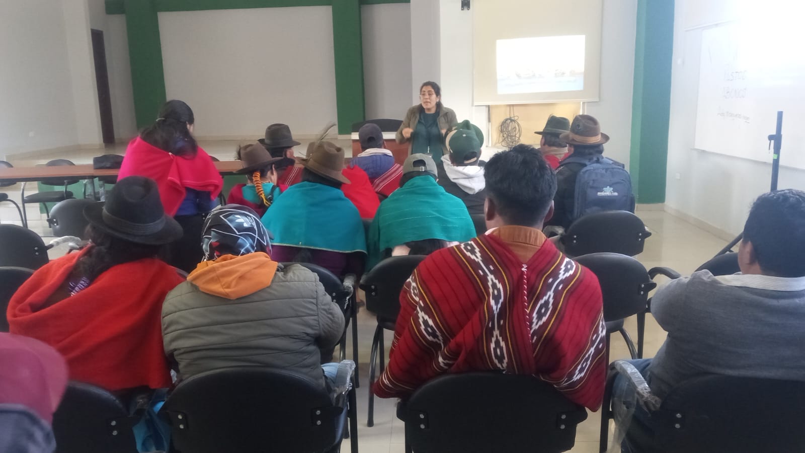 TALLER CONSTRUCCIÓN DE LA AGENDA CANTONAL INTERCULTURAL PARA LA IGUALDAD DE DERECHOS DEL CANTÓN GUAMOTE 